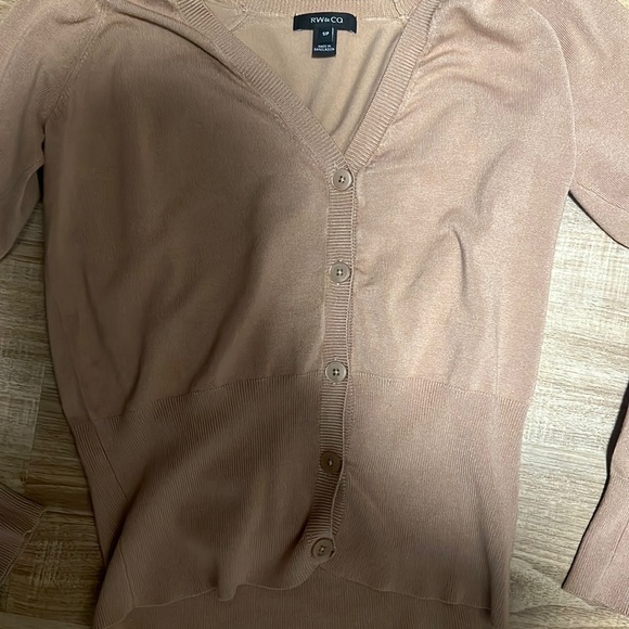 RW&Co cardigan - Picture 6 of 6